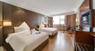 Echeng Hotel Wuhan Optics Valley Square Yangjiawan Metro Station - 2