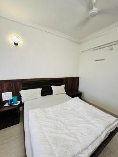 HOTEL SHREE SAI - Shirdi - 4