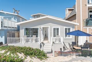 Serene 2Br Oceanfront Cottage W- Patio Stunning Views By Beachview Rentals - Newport Beach - 6
