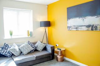 Mesh Accommodation 5 Bedroom Contractor House with Ensuite and Parking - Willesborough - 9