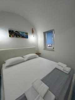 Sun Home - 9