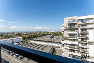 MoHost Nine - Modern Alphaville Stay with Views - 5