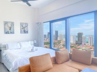 Tropicana 218 Macalister by YueLai Inn - George Town - 7
