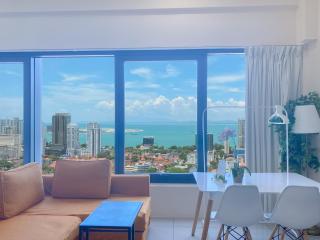 Tropicana 218 Macalister by YueLai Inn - George Town - 2