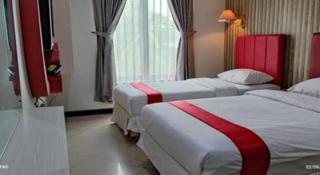 Queen City Hotel - Banjarmasin - 2