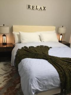 Almost Heaven - Cozy 2BDRM guest Suite near Spruce Meadows SW Calgary - Calgary - 4