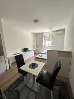 City Apartman - Mostar - 8