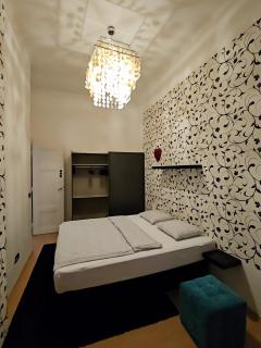 Phoenix Apartment - Budapest - 2