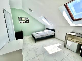 HONOR - Perfect for 2 - Linz - 3