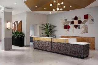 Embassy Suites Lincoln - Lincoln - 8
