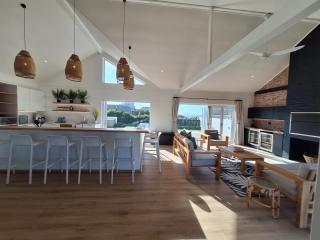 Oceanfront Oasis - Private pool and Solar - 4