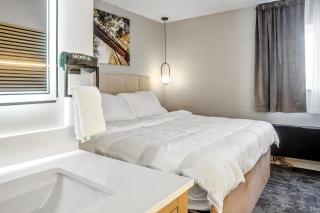The Mulberry - Logan - 3