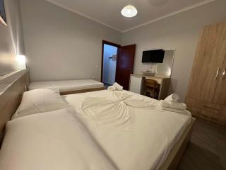 Augustus Hotel - Dhërmi - 6