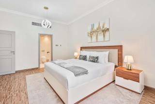 PVH - 2BR near Marina Promenade - Marina Pearl - 1