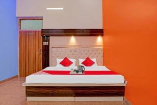 VARANASI HOTEL JSB PALACE -Near Kasi Vishwanath Temple #Fully Air Conditioning #Free Wi-Fi #Parking #Room Service #Best Hotel In Varanasi - 9