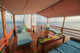 Luxury Private Phinisi Sailing in Komodo island - Labuan Bajo - 8