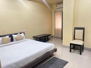 Royal Park Inn Residency 5 km from Assam State Zoo - 7