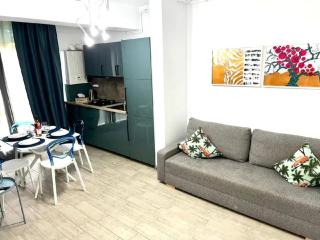 Alezzi Roxana Apartments 13K - 4