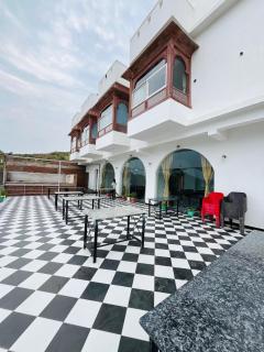 The Parel Bagh Hotel N Restro - Udaipur - 6