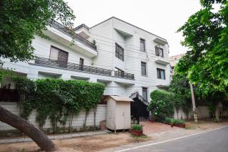 BedChambers Serviced Apartments, Near Golf Course Road - Gurgaon - 6