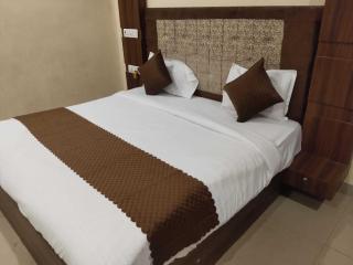 Hotel O Amba Heritage House - Prayagraj - 5