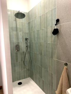 T4 Between station and Vieux-Port - 6