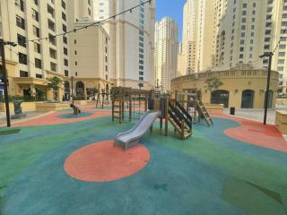 Canal View 1BR in JBR - 2