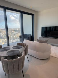 Mercury Tower Luxury Apartment - St Julian's - 9