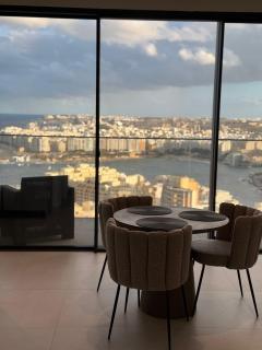 Mercury Tower Luxury Apartment - St Julian's - 0