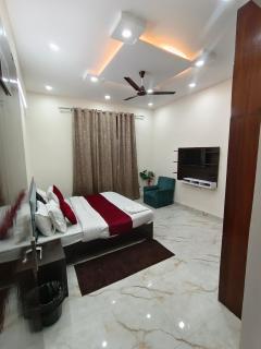 Winsome Inn - Noida - 6