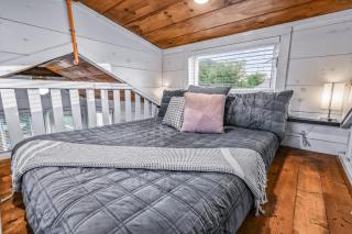Sojourn Lodging - 6
