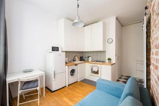 Metro Racławicka Comfy Apartment by BookingHost - 8