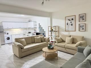 Elaia Stay - 1
