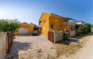Stunning Apartment In Razanac With Wifi - Ražanac - 9