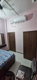 H K Paying Guest House - Ayodhya - 9