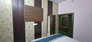 H K Paying Guest House - Ayodhya - 4