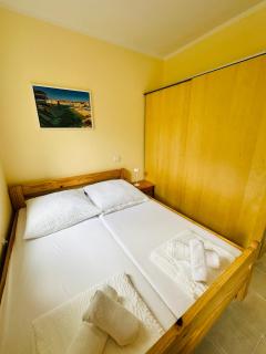 Appartement für 7: Zentrale Lage mit Privatparkplatz - Novalja (Novaglia) - 4