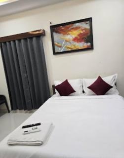 Hotel Yuva - Hyderabad - 4