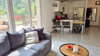 T4 avec grande terrasse - BBQ - parking - La Trinité - 8