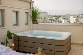 Sky Suite with View & Jacuzzi - Athen - 9