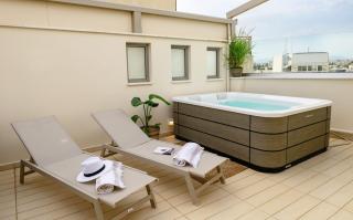 Sky Suite with View & Jacuzzi - Athen - 0