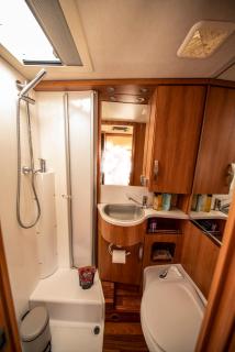 ATHENS MOTORHOME park ΗΥΜΕR exis cl camper - - 2