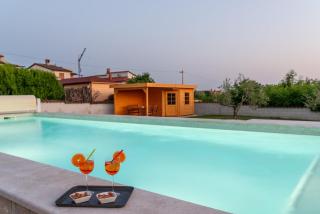 Villa Oliva with private pool - Žbandaj - 6