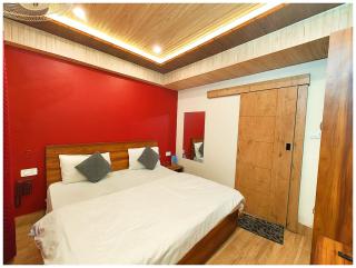H0TEL NEW G P Near Z00 R0AD AND NAINI LAKE - A Luxury Collection of Hotel - Excellent Customer Service Experience Awarded - Nainital - 5