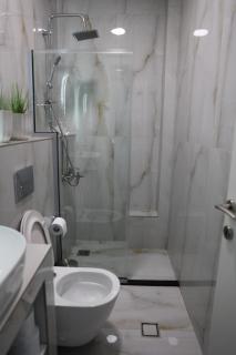 iliana's apartment 3 - 2