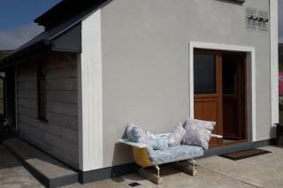 Tory Island 1-Bed Apt Sleeps 4 Parking & SeaView - Tory Island - 9