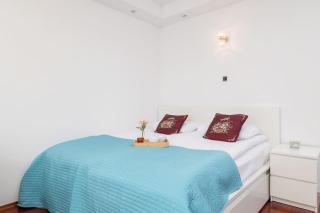 Krupnicza Studio with AC Next to Krakow Old Town by Noclegi Renters - Krakau - 9