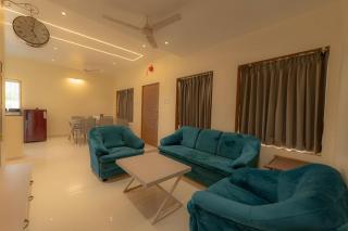 Fortside Escape - Malavli - Lonavala - 0