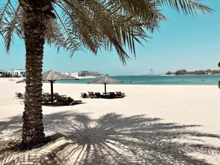 Palm Paradise Walk To Beach - 0