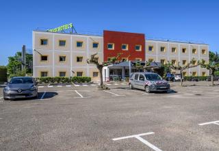 B&B HOTEL Nîmes Caissargues - Caissargues - 0